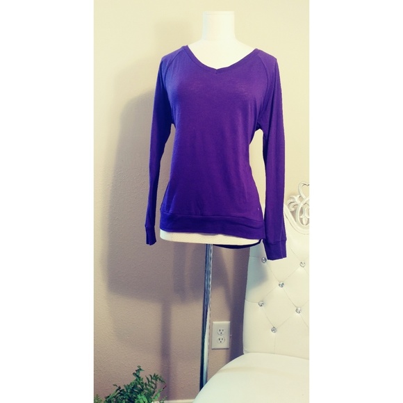 Victoria Secret PINK purple long sleeve V Neck - Picture 4 of 6